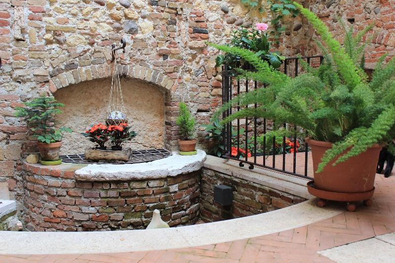 Апартаменти Residenza Carducci Centro Storico Верона Екстер'єр фото