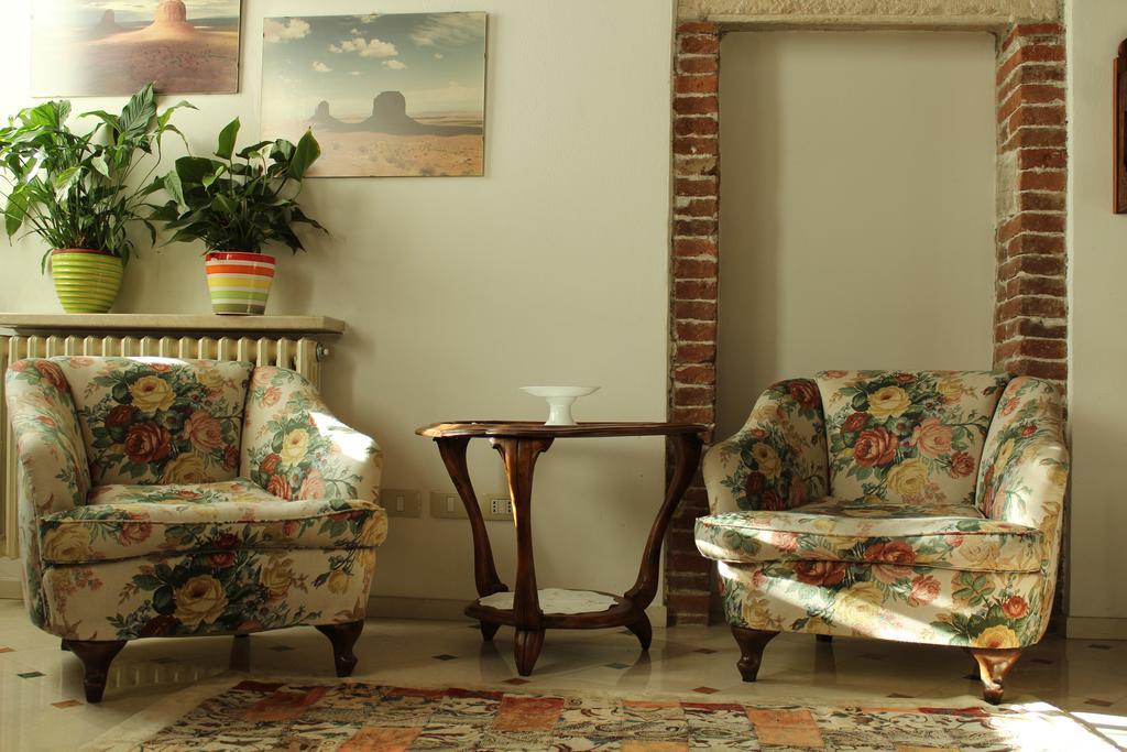 Апартаменти Residenza Carducci Centro Storico Верона Номер фото