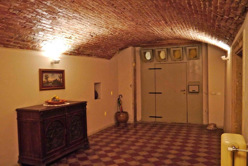 Апартаменти Residenza Carducci Centro Storico Верона Номер фото