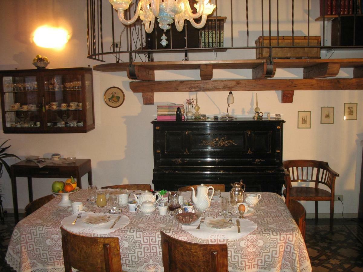 Апартаменти Residenza Carducci Centro Storico Верона Екстер'єр фото